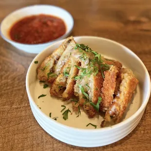 Fried Mozzarella Carozza