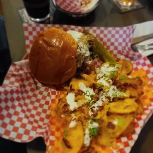 Burger with loaded chips