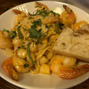 Seafood linguini