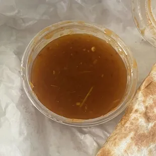 The salsa that comes with it