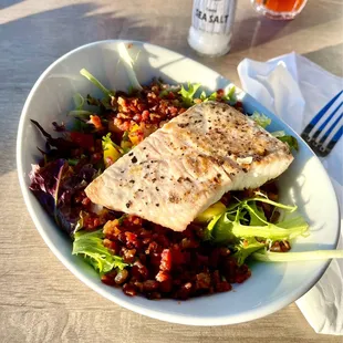 Mango bacon salad with Mahi