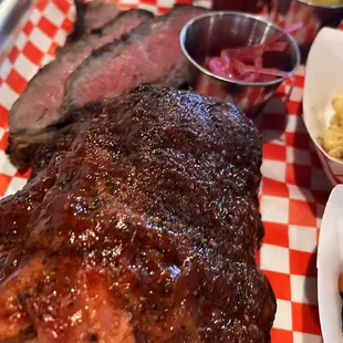 ribs, macaroni, and cheese
