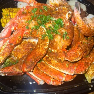 Dungeness &amp; Jumbo Shrimp Platter