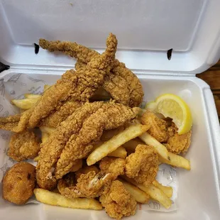 Shrimp and Fish Platter, Hushpuppies,Fries