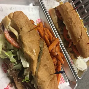Roast beef poboy with sweet potato fries