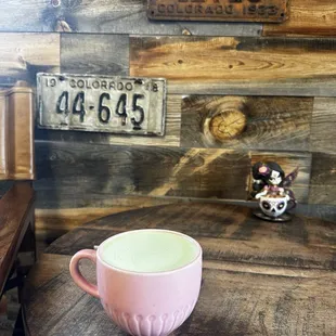 Pistacho matcha latte