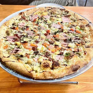 Hawaiian Pizza... can't see in the picture, but it was SATURATED with Balsamic Vinegar (WAY too much!)