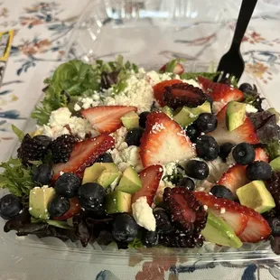 Had the Very Berry salad and it was delicious !