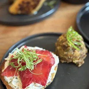 Smoked Gravlax with tobiko cream cheese!!