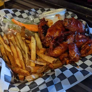06/24/24 BBQ Wings, Fries