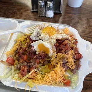 House salad with bacon