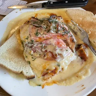 Kentucky Hot Brown.