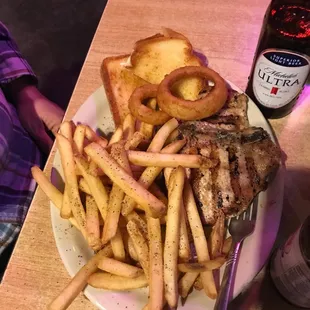 Pork chops with fries