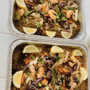 Pancit! So fresh &amp; so delicious! Best pancit I've ever had.