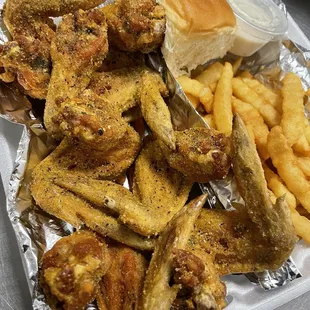 bbq wings, chicken wings and fried chicken, fried chicken, chicken wings, chicken, bbq chicken, food, poultry, fried chicken wings