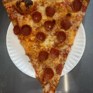 Pepperoni slice