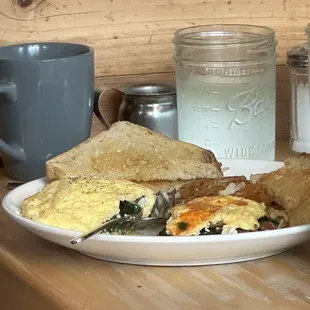 Ordered the veggie omelet special it was delicious! This is by far my favorite breakfast spot in Madison!!