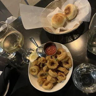 Calamari, bread