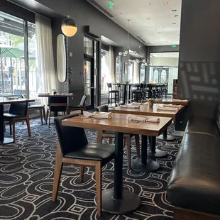 Empty restaurant