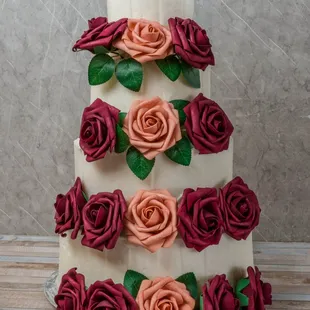 Custom Wedding Cakes &amp; Birthday Cakes