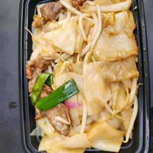 Beef chow foon