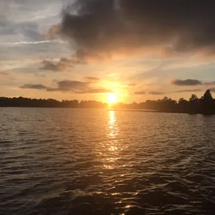 Oh Buoy! What a tranquil sunset on the Elizabeth River! what a beautiful way to end the day on the water!