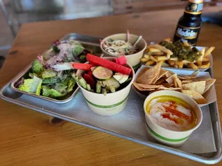 Heads And Tails Barbecue