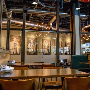 24 craft brews on draft, fire roasted pizza, salads &amp; more. Located in University Mall, Fairfax, VA.