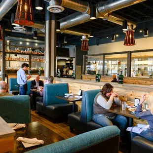 24 craft brews on draft, fire roasted pizza, salads &amp; more. Located in University Mall, Fairfax, VA.