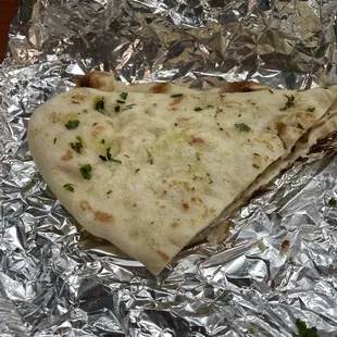 Garlic naan (fresh!)