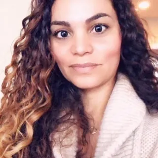 Ginnette R.