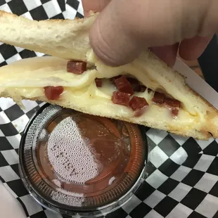 The &quot;Italian Melt&quot;. Grilled cheese with about 10 chunks of pepperoni and a 10 minute wait as well. For $6 this was disappointing.
