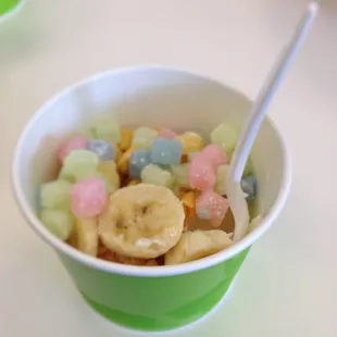 Vanilla with captain crunch, mochi, and banana! Mmm