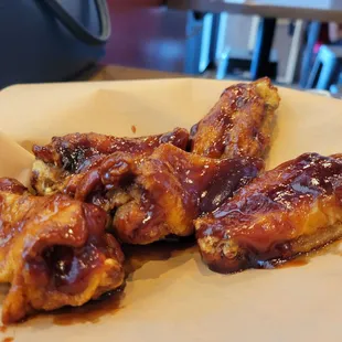 Honey BBQ chicken wings