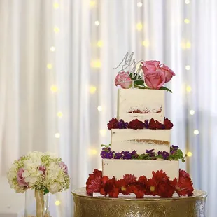 Floral wedding cake