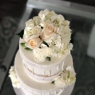 White floral cake