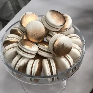 Custom macarons