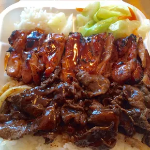 Combination Plate with Chicken &amp; Beef