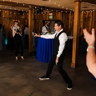 DJ Billy on the floor!