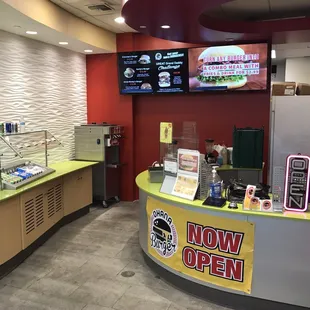 the inside of a fast food restaurant