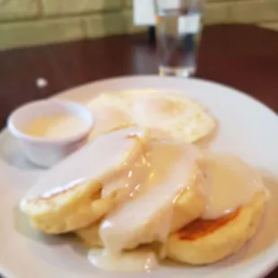 Pancakes  with macadamia nut sauce