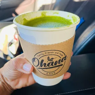 Matcha latte w/oat milk!