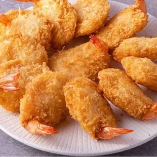 food, chicken wings and fried chicken