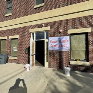 the entrance to the restaurant