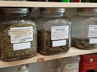 Organica Warehouse & Traveling Leaf Tea Co