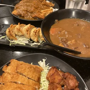 Beef curry, Gyoza and 2 kinds of chicken for family value pack.