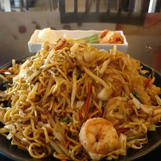 Seafood Fried Noodle Plate