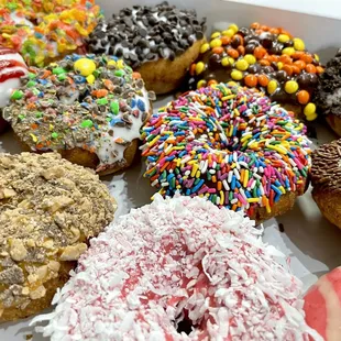 Ohanalulu - Custom Donuts