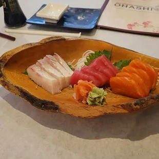 Today&apos;s catch: Yellowfin, Tuna, Salmon