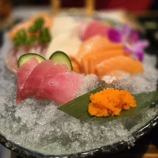 sushi, sashimi, sushi and sashimi, food